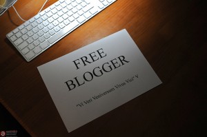 Free-Blogger-V-album-di-Oneras-300x199